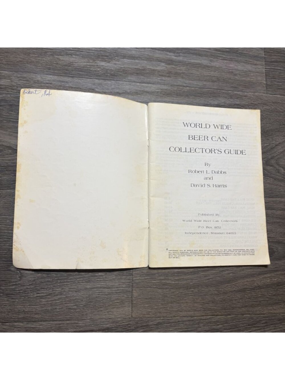 2 VTG Beer Can Collectors Bible Jack Martells 1977 & World Wide Guide 1974 Dabbs - Picture 15 of 16
